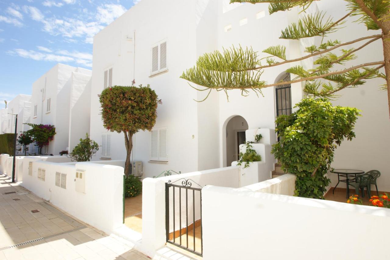 Apartment Casa A 400m De Playa, 3 Habitaciones, 2 Banos Y Jardin *
