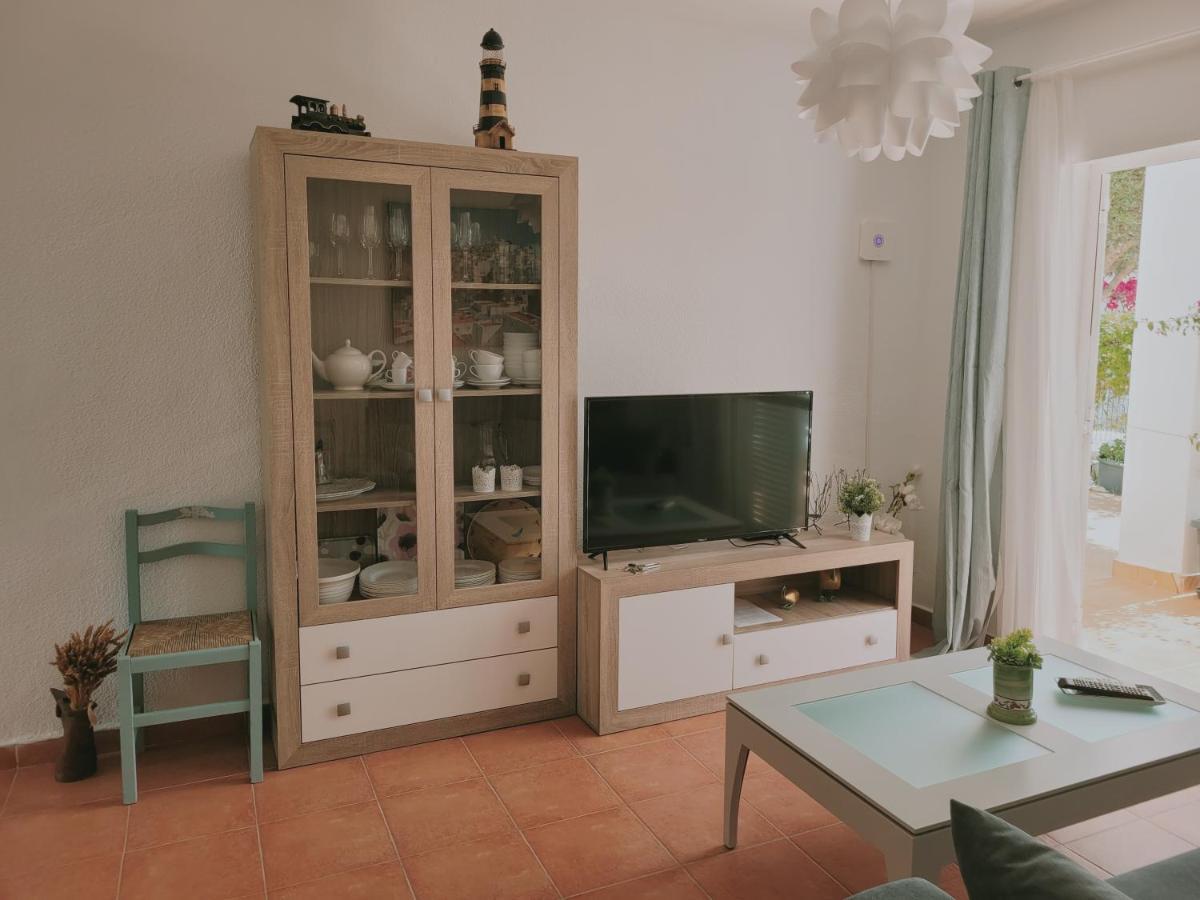 Casa A 400m De Playa, 3 Habitaciones, 2 Banos Y Jardin * Vera