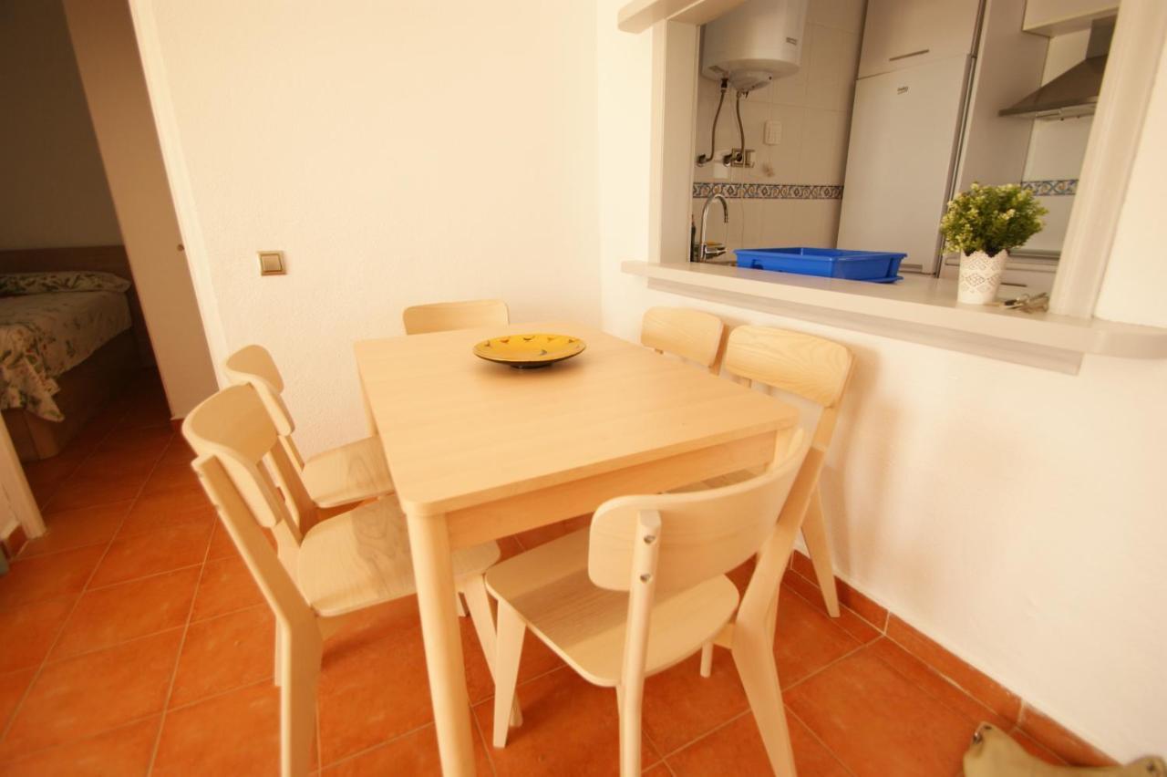 Casa A 400m De Playa, 3 Habitaciones, 2 Banos Y Jardin * Vera